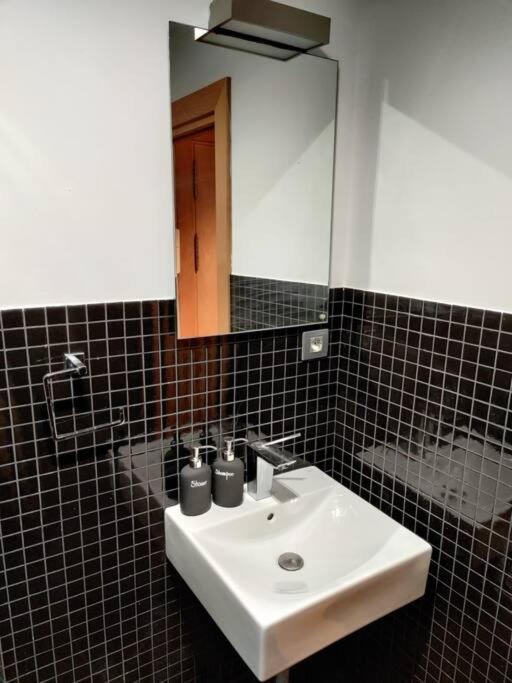 Iaros La Roca Apartment Santander Ngoại thất bức ảnh